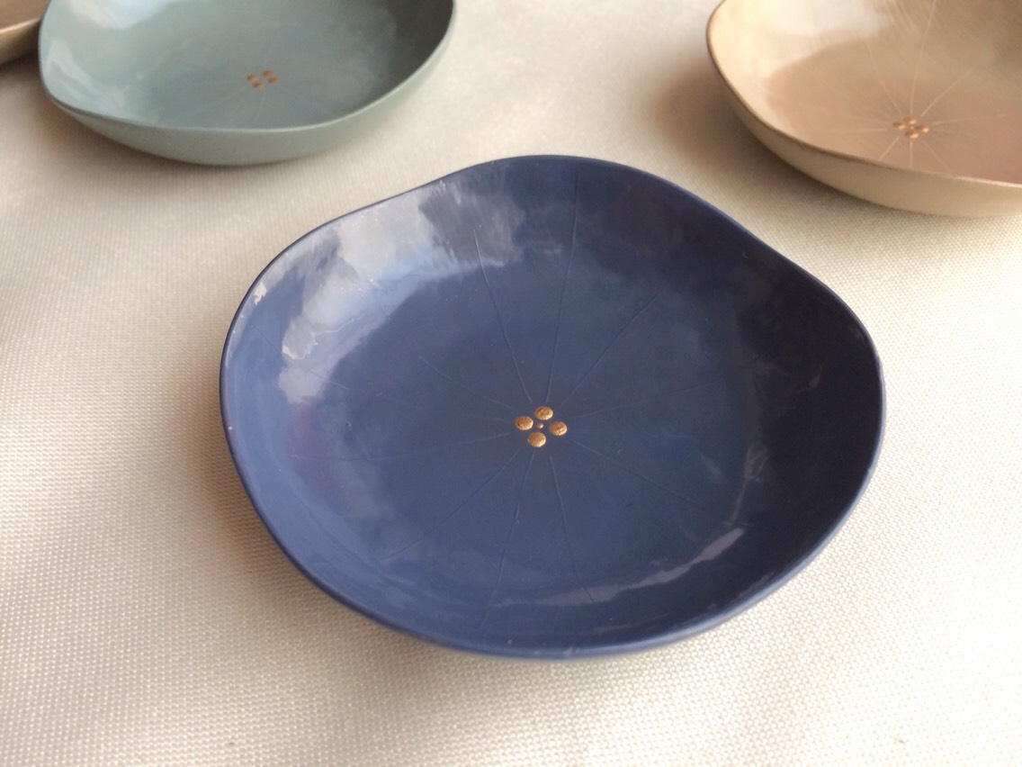 華の豆皿 (群青の紫陽花)  乾漆
