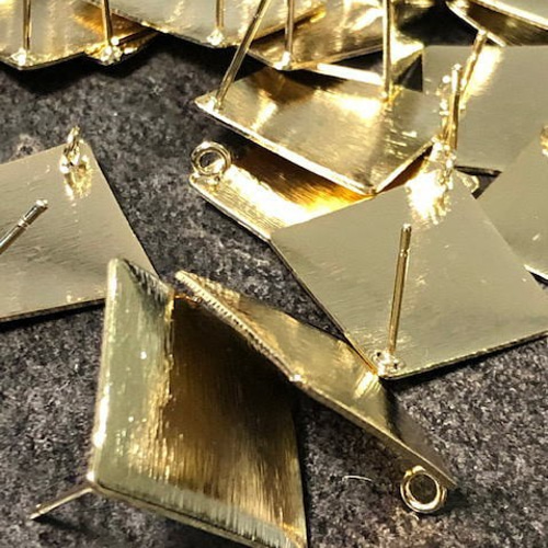 鑑定済み 24k 純金 食用可 金箔シート 4枚 その他素材 す 通販｜Creema(クリーマ) 11784345