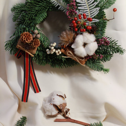 -小花親親-   聖誕節限定-諾貝松中花圈    交換禮物  聖誕節 裝飾 生日禮  諾貝松 第3張的照片