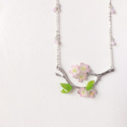 *Haku‧Neko* [さくらの花限定シリーズ]花見桜ピンクの桜の枝クリスタルのネックレスネックレス[15/8にCustomz 2枚目の画像