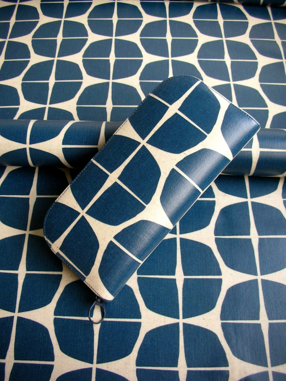 藍藍幾何防水布-長夾/皮夾/零錢包/禮物 第6張的照片