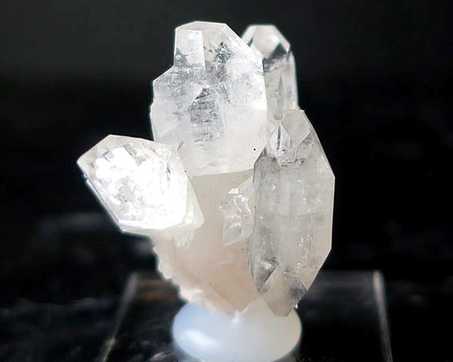 5A級天然石 アポフィライト 虹☆綺 麗☆キラキラ インド産の魚眼石A709 5A級天然石 アポフィライト 虹☆綺 麗☆キラキラ インド産の魚眼石