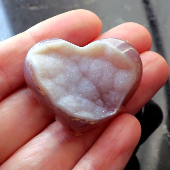 ドゥルージーアゲート（めのう）ハートa  Agate Druzy Heart 5枚目の画像