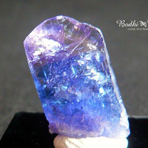 タンザナイト原石-a 天然石 ほしのかけら 通販 2841696｜Creema(クリーマ)