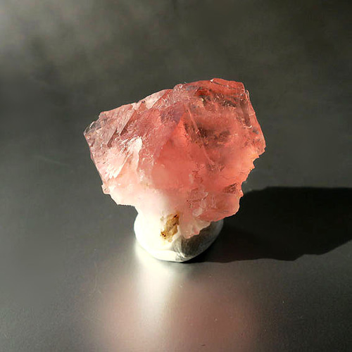 モンブラン産ピンクフローライト-a Pink fluorite Mont Blanc