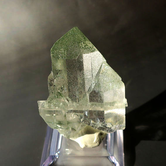 貫入水晶 モンブラン産 グリーン ユニーク｜原石・鉱物｜天然石 癒し 置物 インテリア コレクション