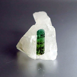 虹色エンジェルオーラ レインボーオーラ アメジストクラスター 原石