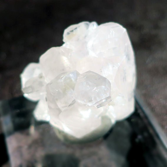 蛍光ピンクカルサイトクラスター 原石/鉱物 天然石 ほしのかけら 通販  