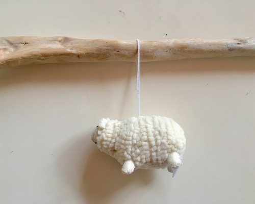 羊毛フェルトのオーナメント（ひつじさん） その他インテリア