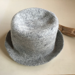 羊毛フェルト 帽子6 1枚目の画像