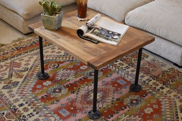 【送料無料】Gus PIPE Small Table 1枚目の画像