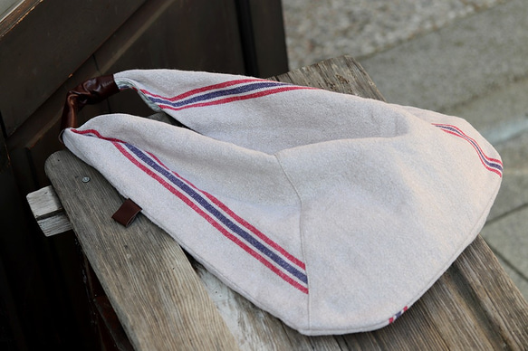 #25 職人手作法式亞麻提包 - 法國亞麻 肩揹 手提 輕巧軟包 第4張的照片