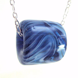 藍色、紫色條紋~琉璃珠項鍊 第8張的照片