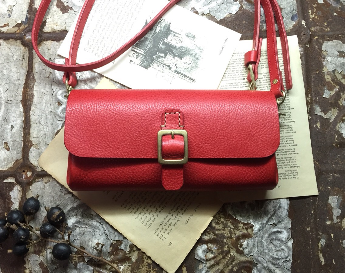 ＊受注製作＊イタリアンレザーウォレットバッグ(red) お財布ショルダー