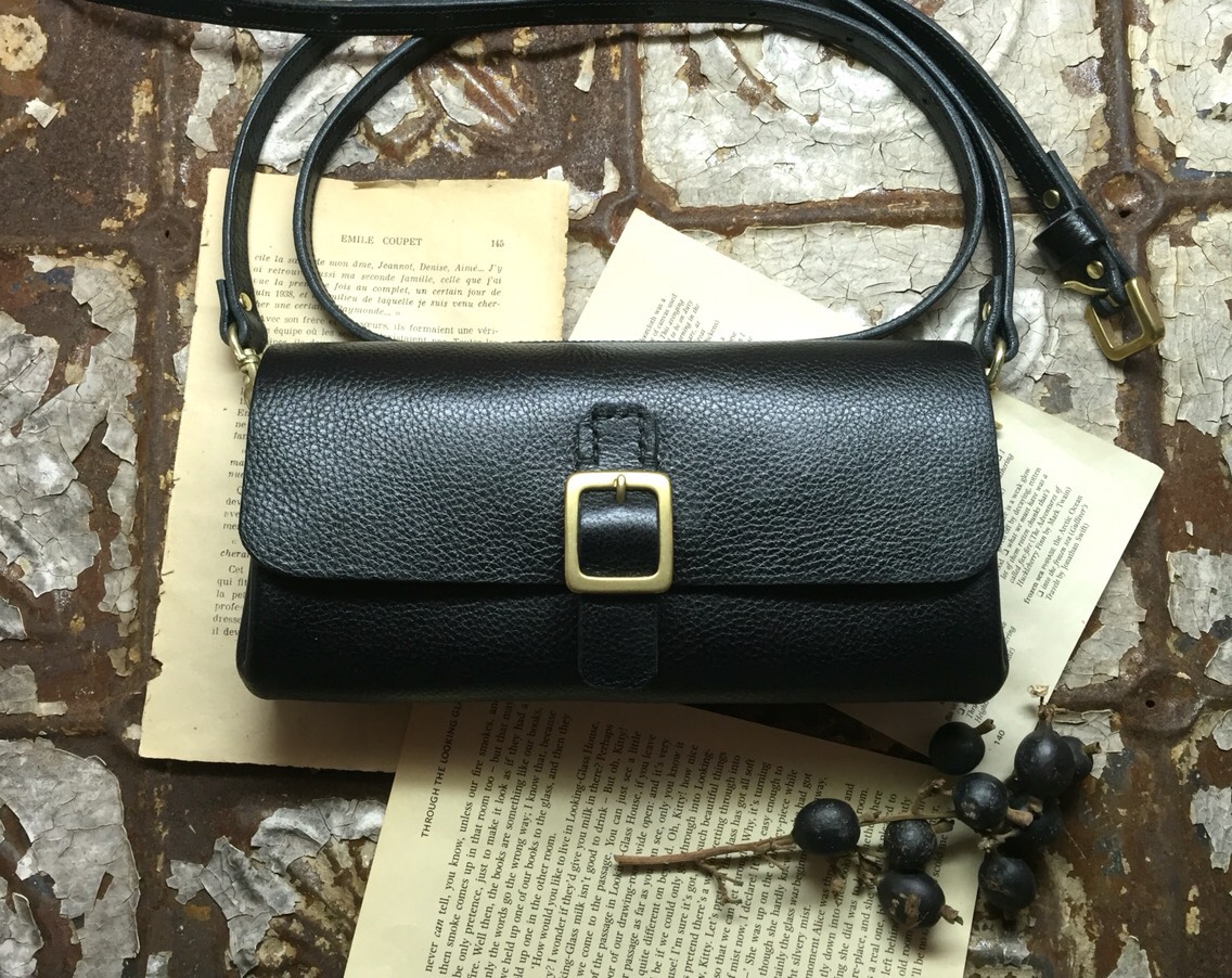 イタリアンレザーウォレットバッグ(black) お財布ショルダー　送料無料