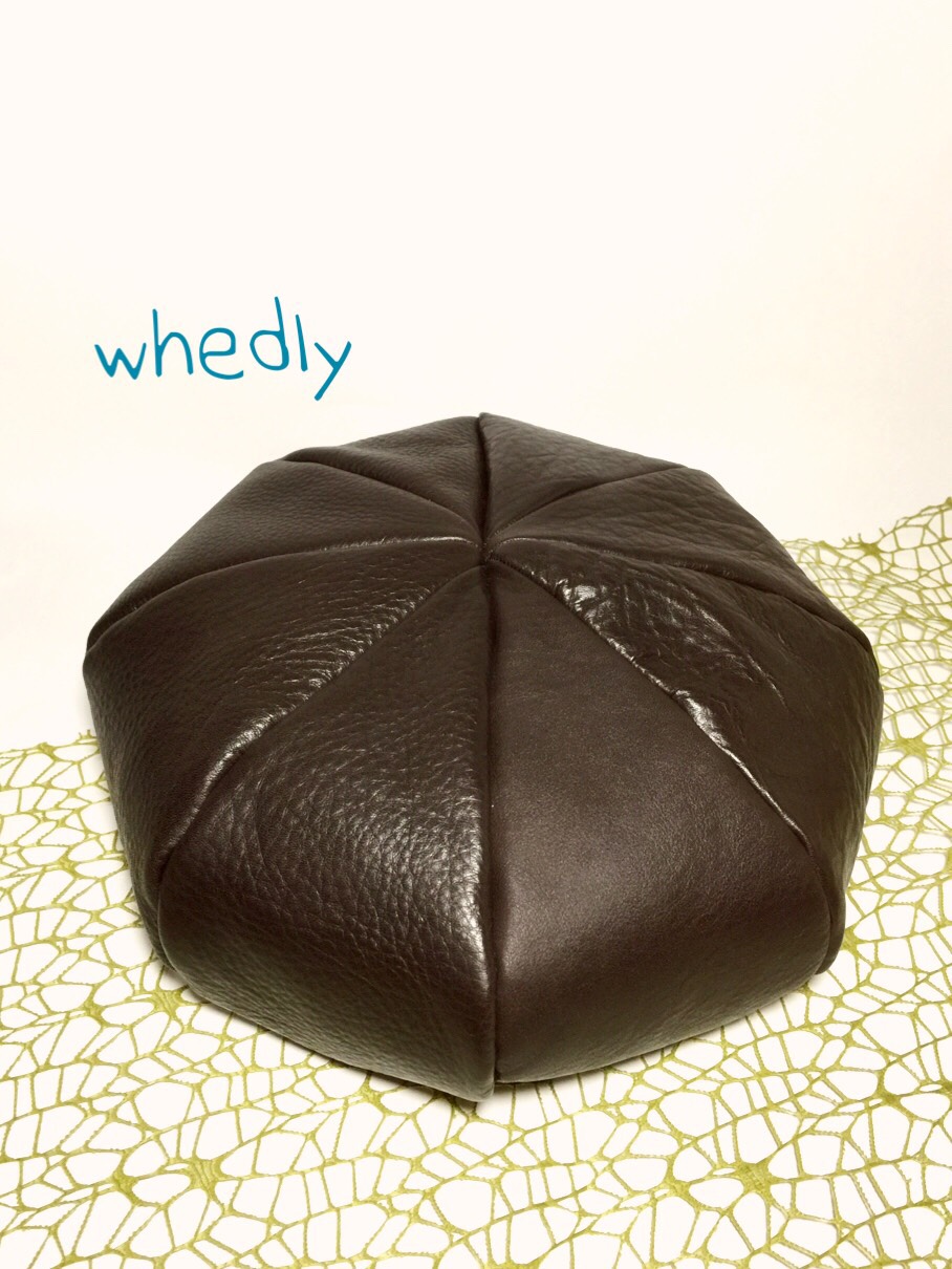 レザーベレー帽