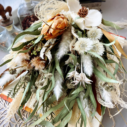 人気のワイルドフラワーとパームフラワーのwhite &greenのドライ  