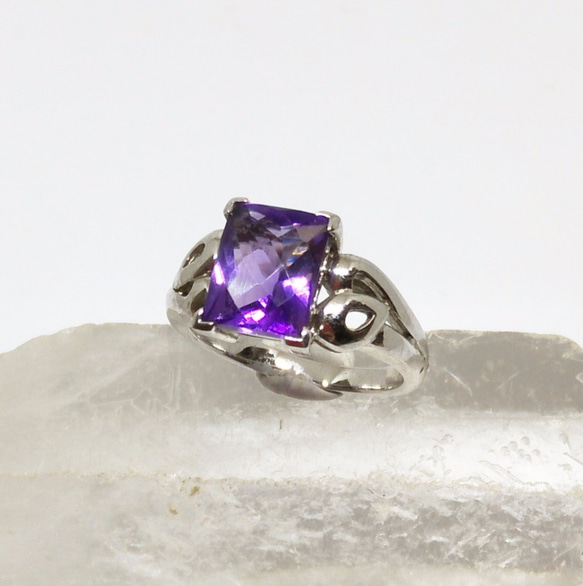 美石夢想曲．純銀切面紫水晶戒指（戒圍12.5） 第2張的照片