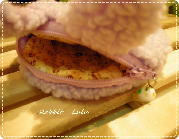 RABBIT LULU 【兔子 零錢包】創意市集 手創 奶茶色 第2張的照片