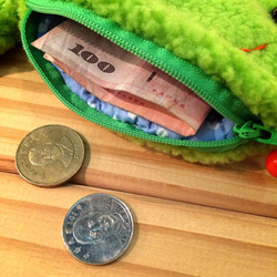 RABBIT LULU 螢光綠色 青蛙臉 零錢包 。禮物 創意市集 純手縫 手創 第2張的照片