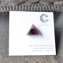 Triangle單耳耳環(透明茄紫） 第2張的照片
