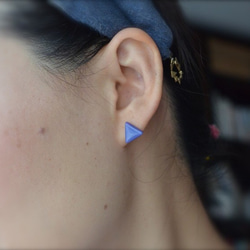 Triangle單耳耳環(透明茄紫） 第5張的照片