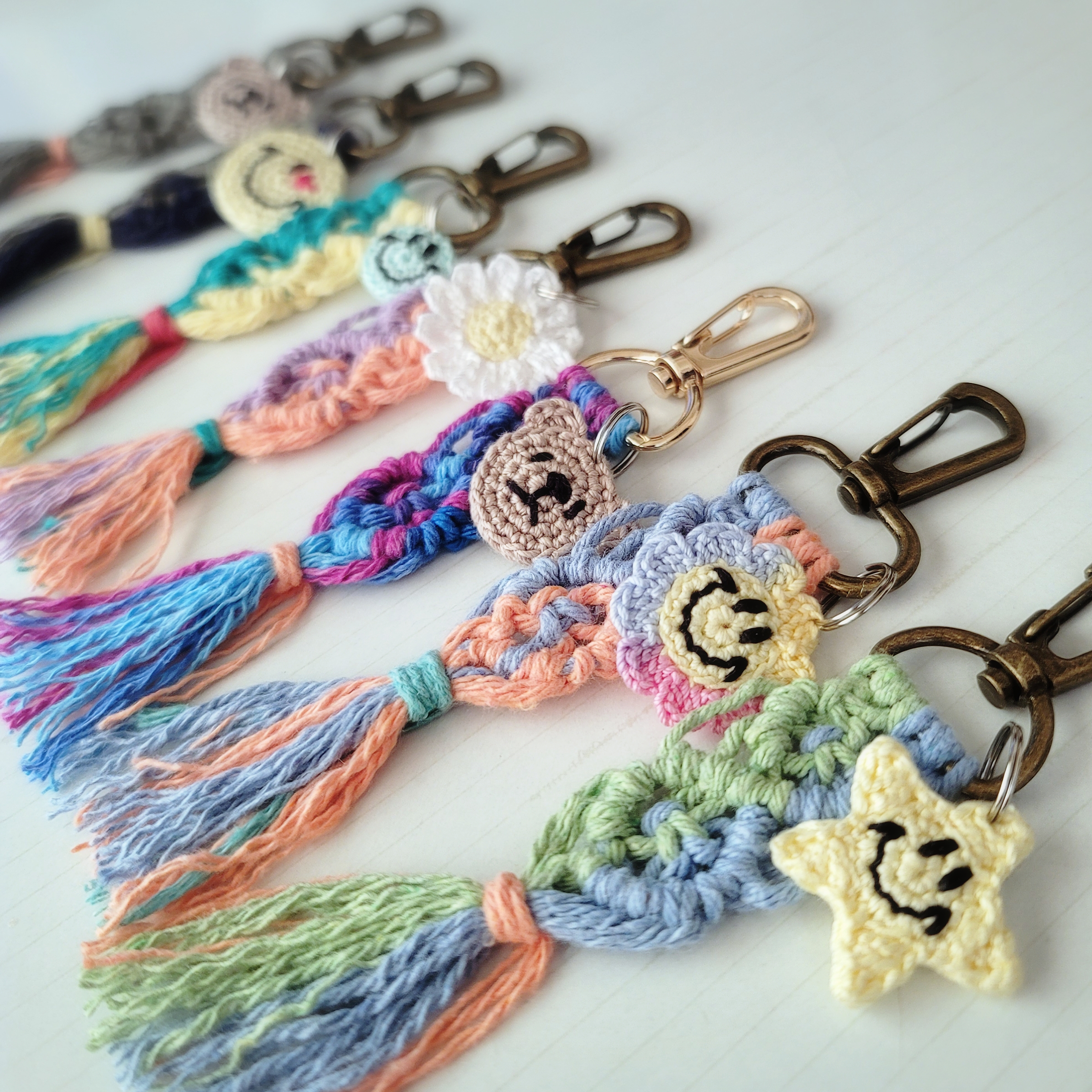 【夏休みSALE( * ॑ ॑*) 】大人気 Mix編み【マクラメキーホルダー