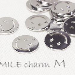 12mm【6個】SMILE＊にこちゃんチャーム-Ｋ27（M）《銀色》 1枚目の画像