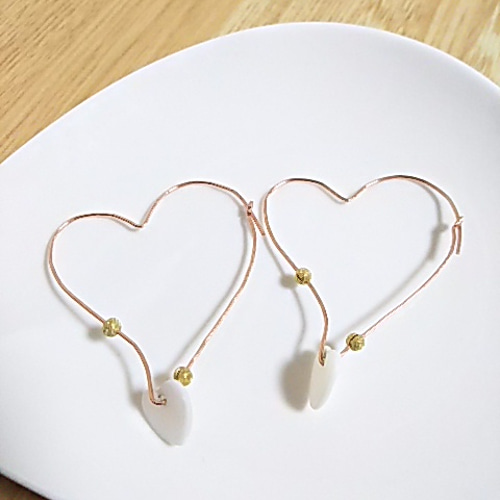 専用！【1点物】モザイクシェル ハート ピアス 14kgf ꫛꫀꪝ