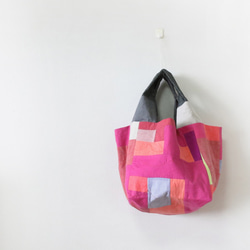 立方體手提包×蘭蘭粉紅色 第3張的照片