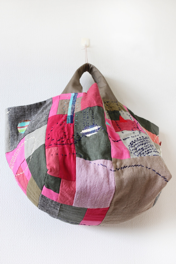 絨球立方手提袋“ Pink＆Khaki” 第7張的照片