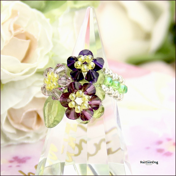 スワロフスキー高貴な紫３凛華（スワロフスキー ビーズリング）《ビーズアクセサリー》 6枚目の画像