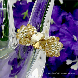 琥珀色の花りぼん【ヴィンテージスワロフスキー花状リボンビーズリング】《ビーズアクセサリー》 2枚目の画像