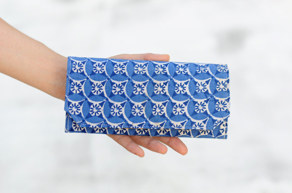 古代の布で洗ったクラフト紙の長いクリップ-青い窓の花-財布/財布/財布/お金 1枚目の画像