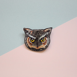 動物刺繍ピン/ブローチ-フクロウ 2枚目の画像
