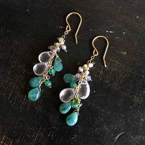 グランディディエライトとローズクォーツのタッセルピアス 14KGF