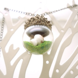 MNII○松果裡的蘑菇○模型○玻璃球項鍊 第3張的照片