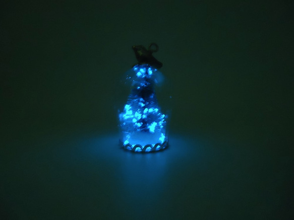 MNII○白色聖誕○吊鐘形○模型○玻璃球夜光項鍊○聖誕節 第8張的照片