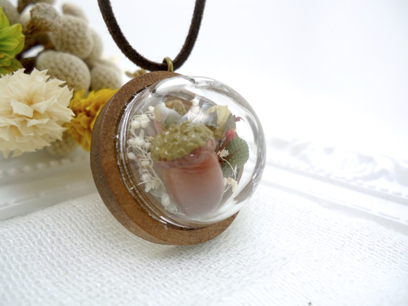 MNII○○ドライフルーツのモデルセット○○花のガラス玉のネックレス 3枚目の画像