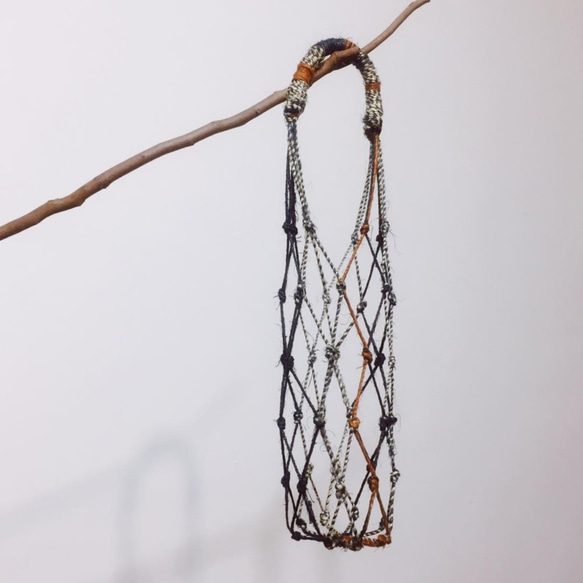 手撚り麻ロープ織メッシュバッグ/低色シリーズ/フェアトレード麻ロープ環境保護バッグ飲料バッグ水筒バッグ 1枚目の画像