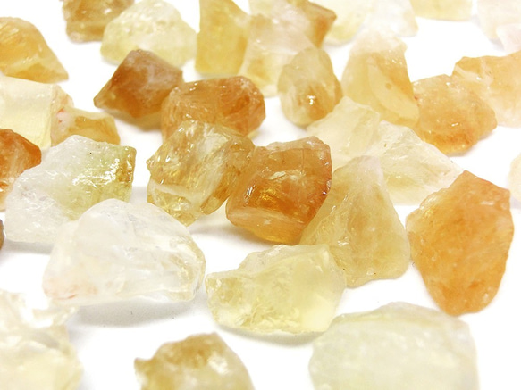 【4個】琥珀糖みたいな檸檬色の穴あき天然石シトリン(小) ラフロック原石 イエロー 黄水晶 11月の誕生石M-S33S 2枚目の画像