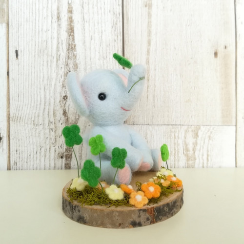 羊毛フェルト チースケモフモフ様確認用