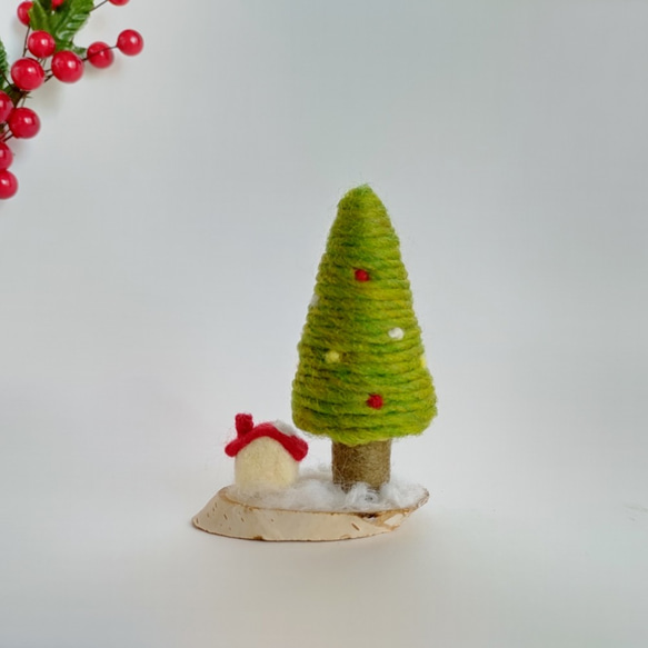 【受注制作】クリスマスツリー＆小さいお家☆羊毛フェルト 5枚目の画像
