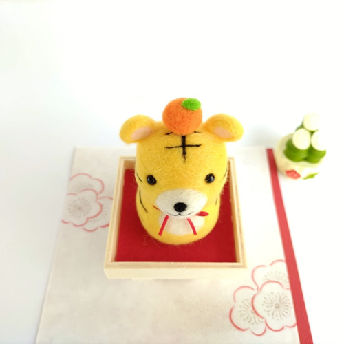 正月☆トラさん鏡餅 龍虎〉鏡餅＆門松 セット 通販 - ディノス