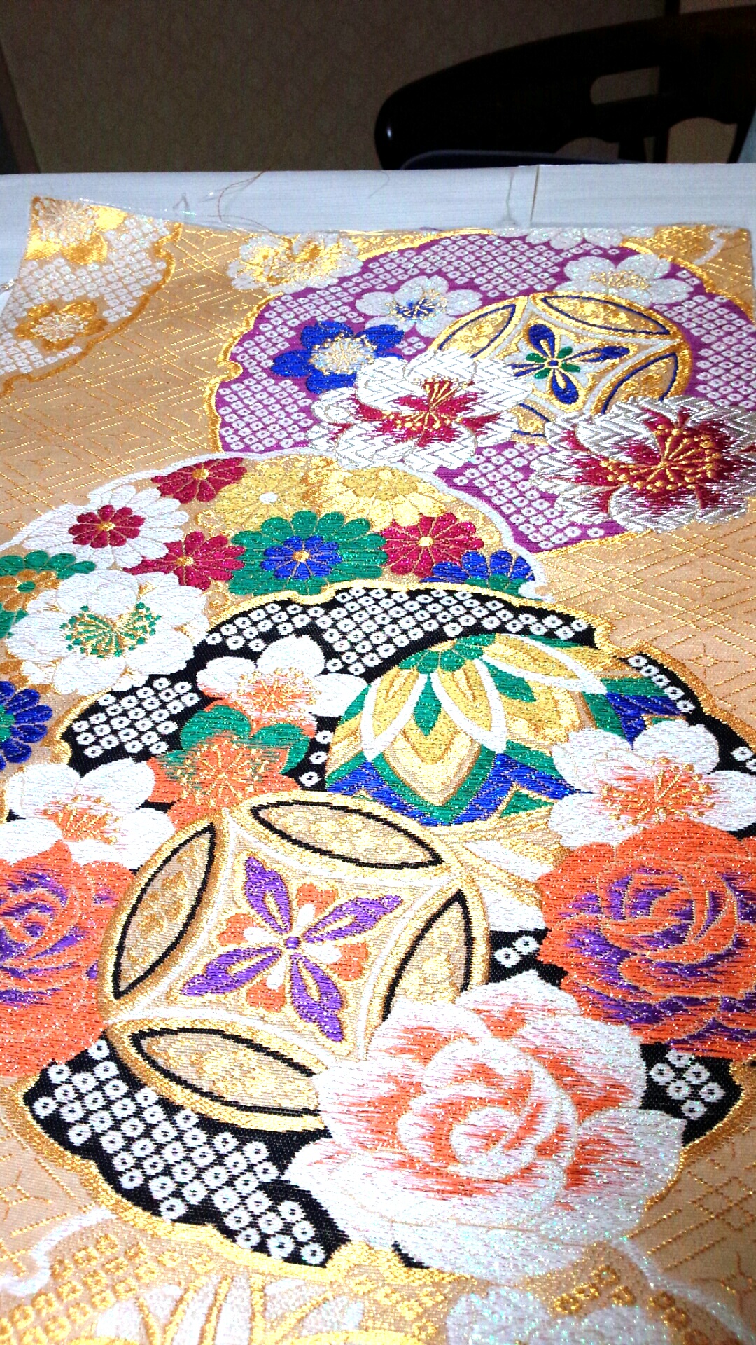 手刺繍　アンティーク　帯　リメイク　アンティーク　ハギレ
