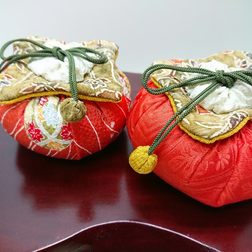 秋の季節飾り 大かぼちゃと小かぼちゃのセット ちりめん 置物