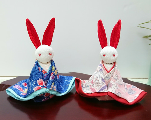 【うさぎの創作人形】耳長うさぎ　ちりめん細工　縮緬細工　うさぎの置物　和風うさぎ ㉗【うさぎの創作人形】 耳長ウサギ ちりめん細工 縮緬細工 和