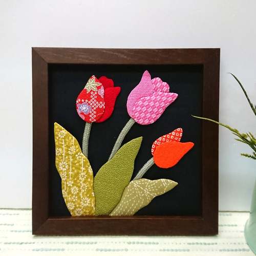 チューリップのちりめん押し絵 春の花 タペストリー・壁掛け 夢さき