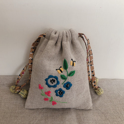 さくらんぼ刺繍のリネン巾着 巾着袋 Neves.Nana 通販 5234732｜Creema