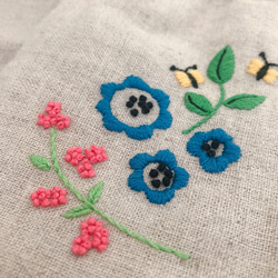 リネンの刺繍巾着 6枚目の画像